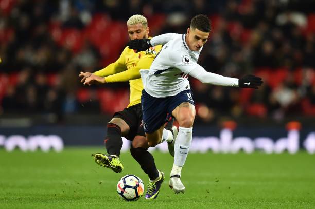 并与队友建 并与队友建